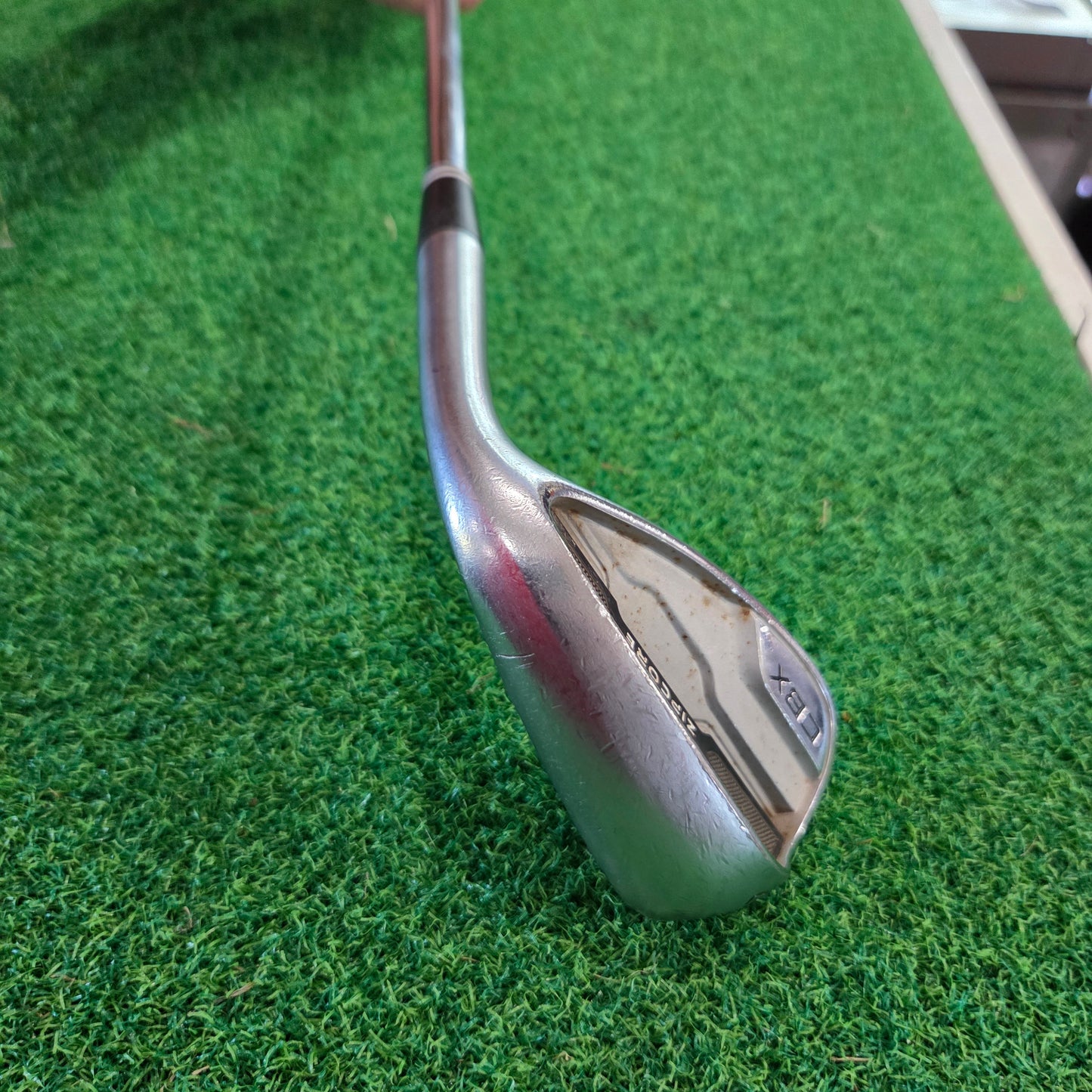 Cleveland CBX Zipcore 44° Wedge (USED) Steel