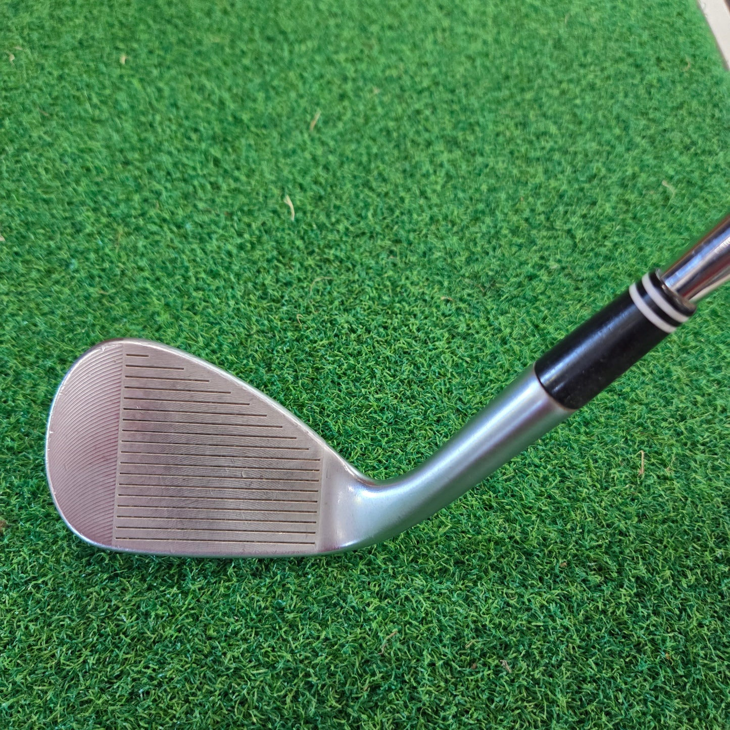 Cleveland CBX Zipcore 44° Wedge (USED) Steel