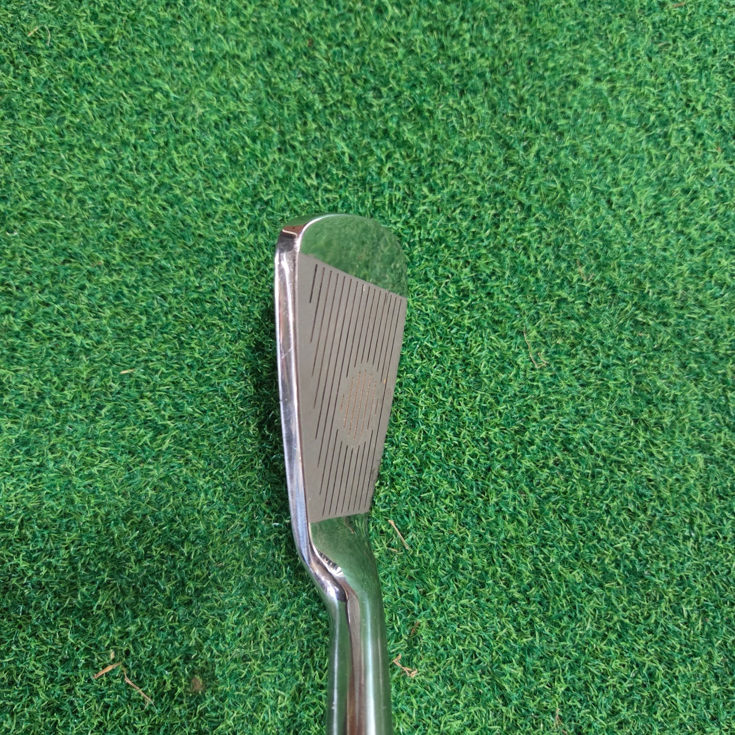 Momentus Golf Swing Trainer 32 oz. LEFT Handed *USED*