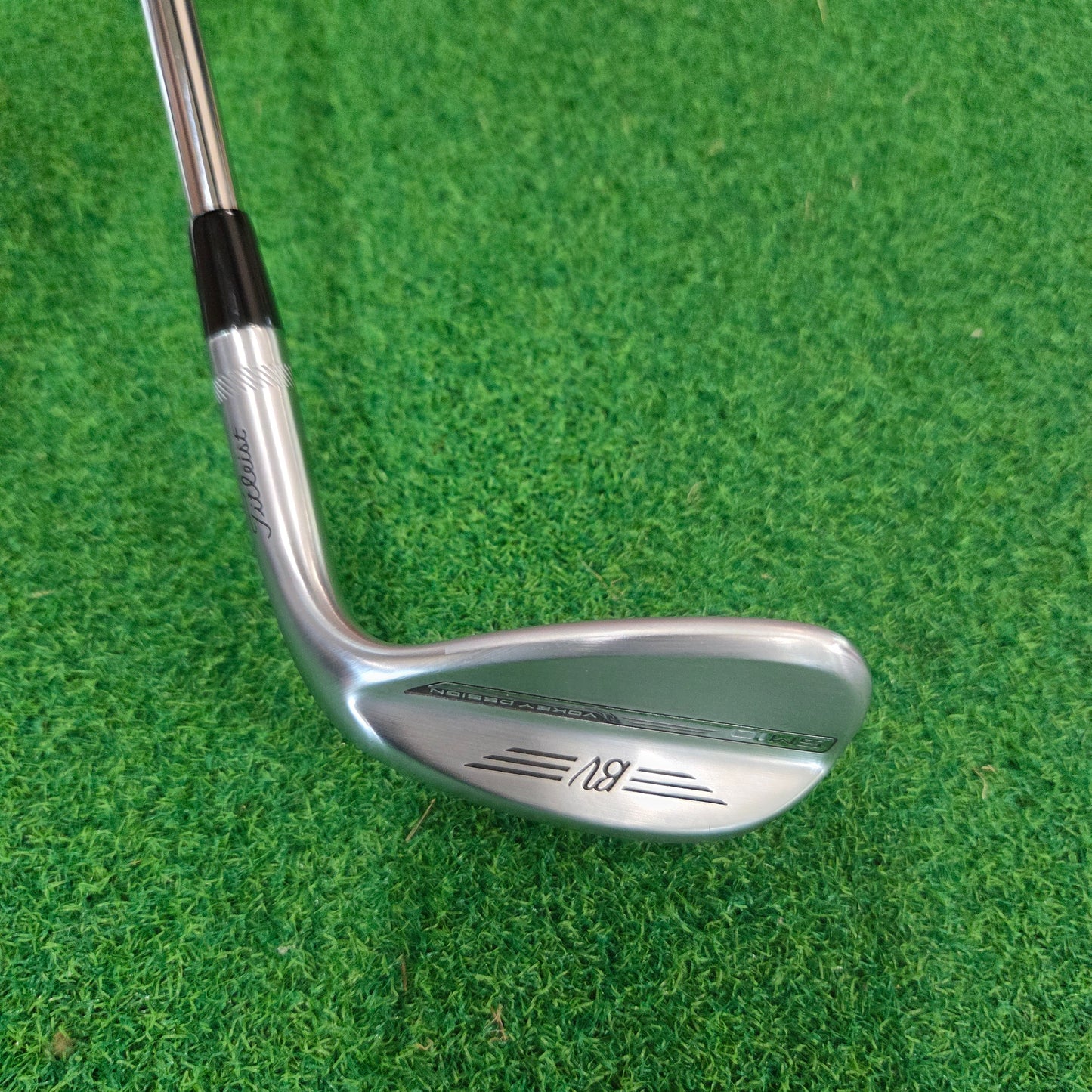 Titleist Vokey SM10 Tour Chrome 56°/10°S Wedge *Used*