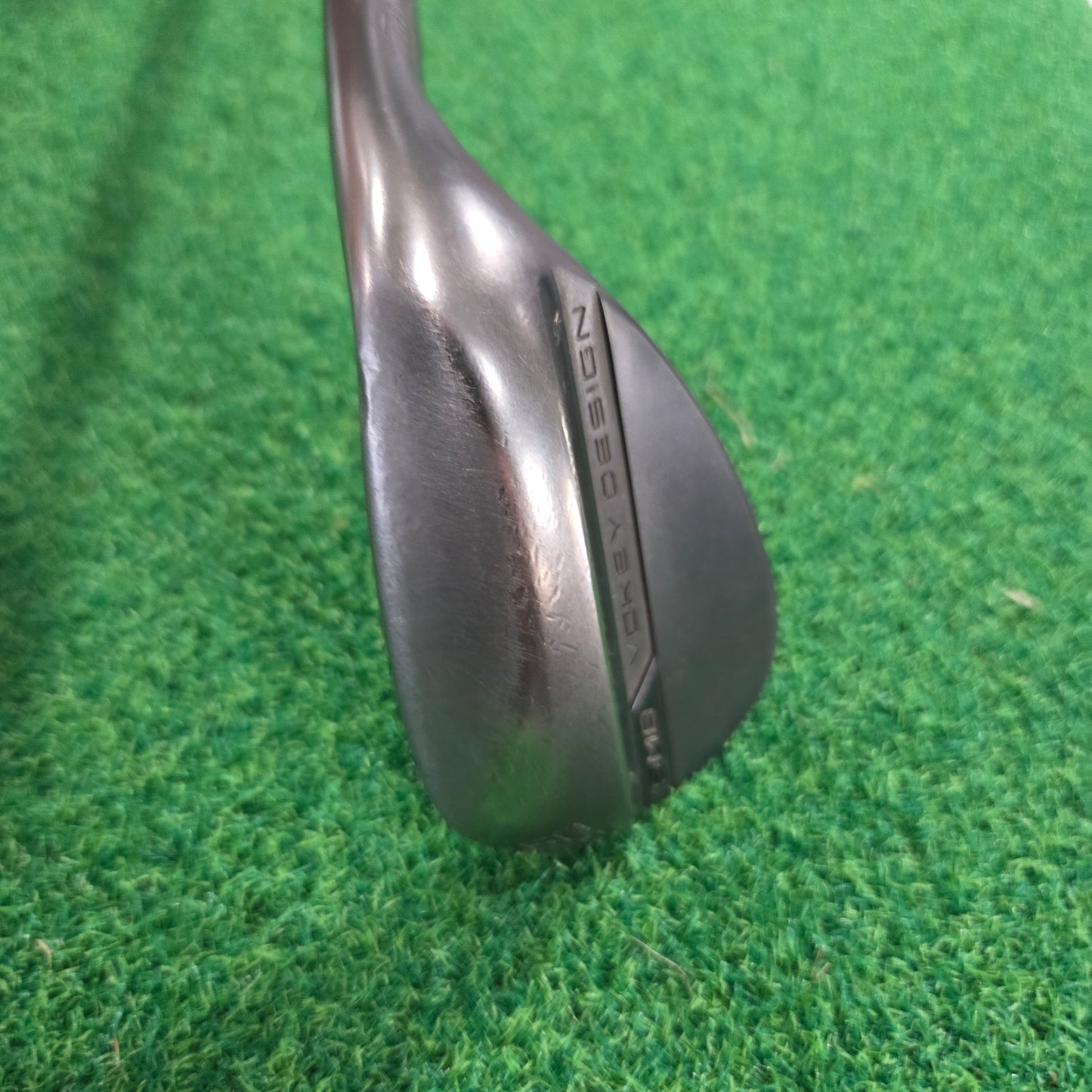 Titleist Vokey SM8 Jet Black 60°/8°F Wedge *Used*