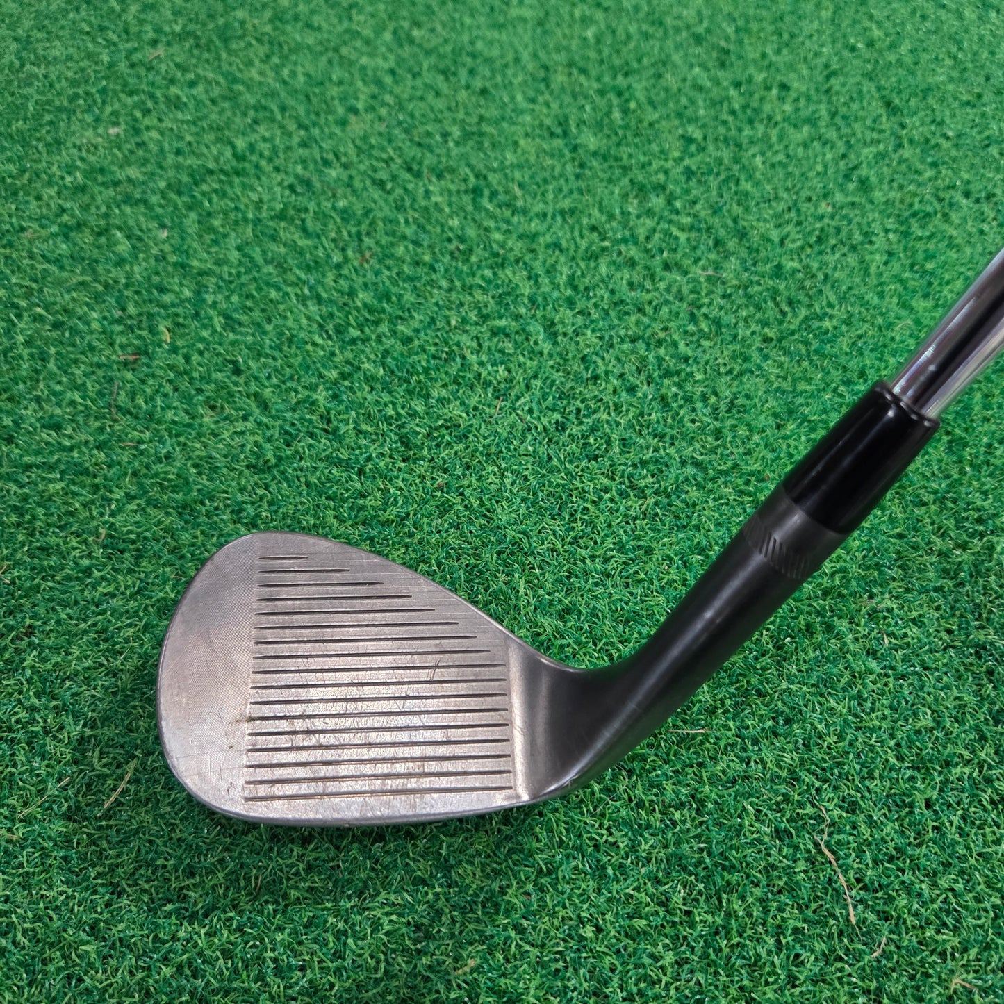 Titleist Vokey SM8 Jet Black 60°/8°F Wedge *Used*