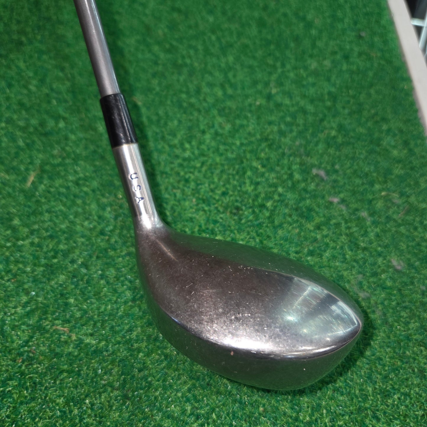 Midsize 10.5° Driver IS 2000 (USED) Graphite