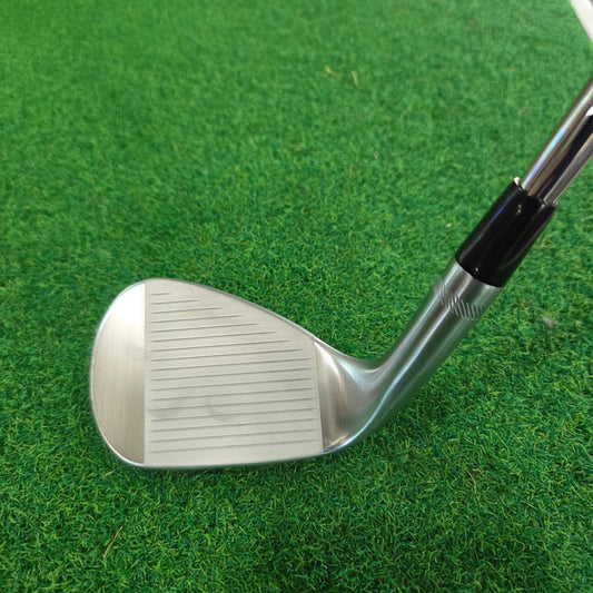 Titleist Vokey SM10 Tour Chrome 52°/8°F Wedge *Used*