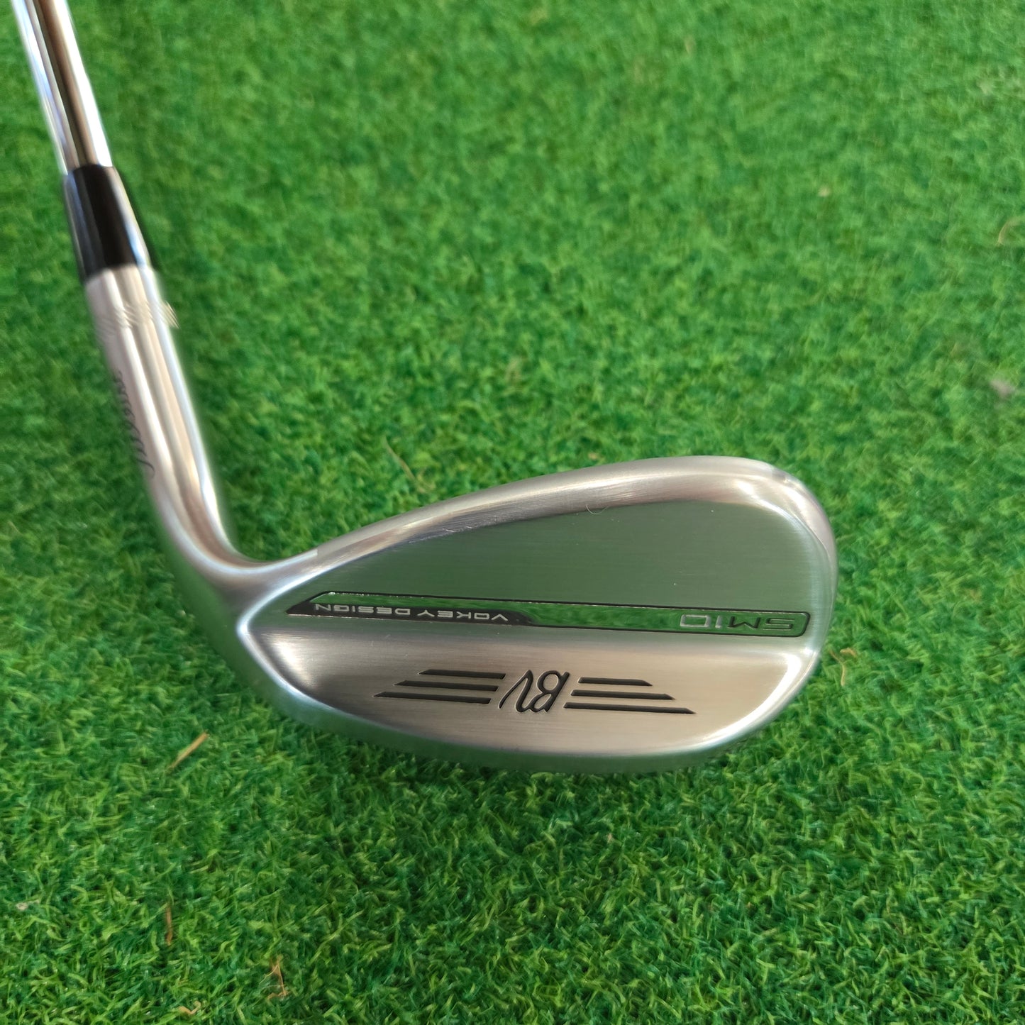 Titleist Vokey SM10 Tour Chrome 56°/8°F Wedge *Used*