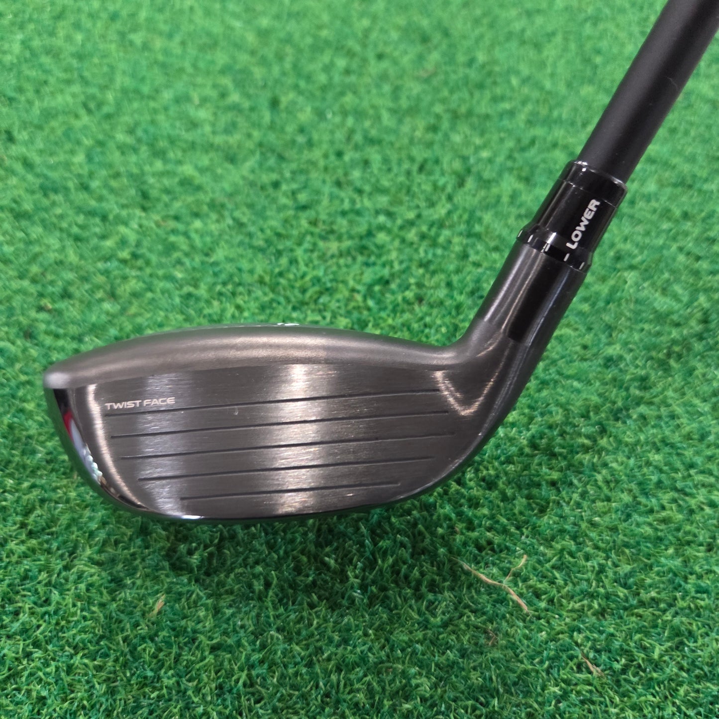 TaylorMade Qi35 Rescue Hybrid 4H 22° REGULAR *Used*