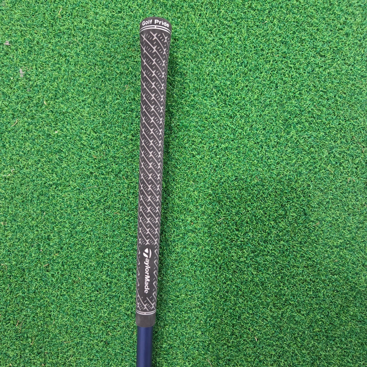 TaylorMade Qi35 Rescue Hybrid 4H 22° REGULAR *Used*