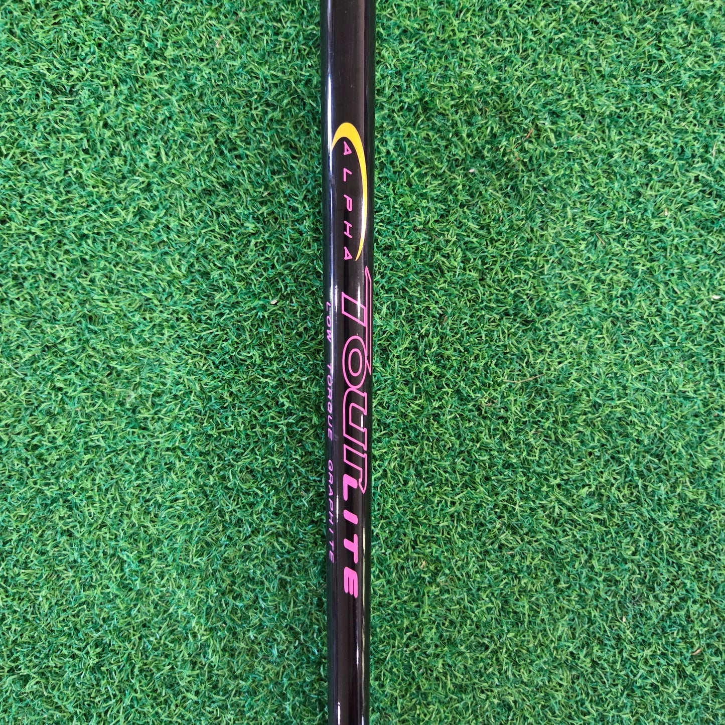 Silver Diamond (8-Iron & PW) LADIES Left Hand Graphite *Used*