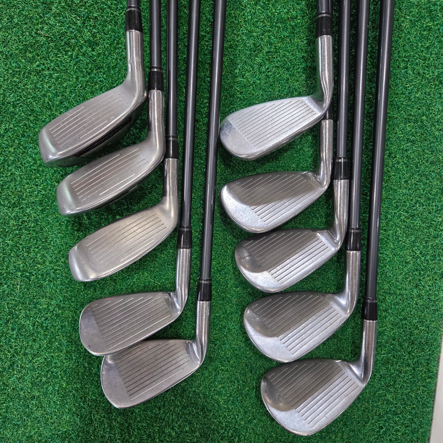 Adams A12 OS Hybrid / Iron FULL SET - REG Graphite