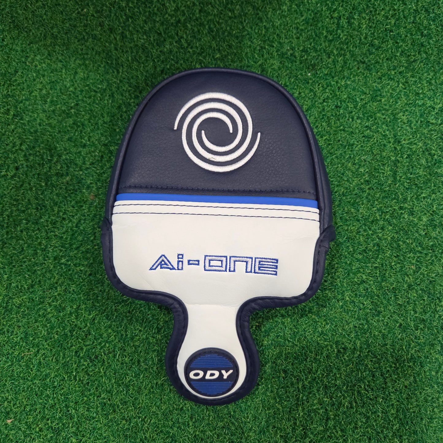 Odyssey Headcover - Ai ONE Mallet - Heel Shaft (NEW)