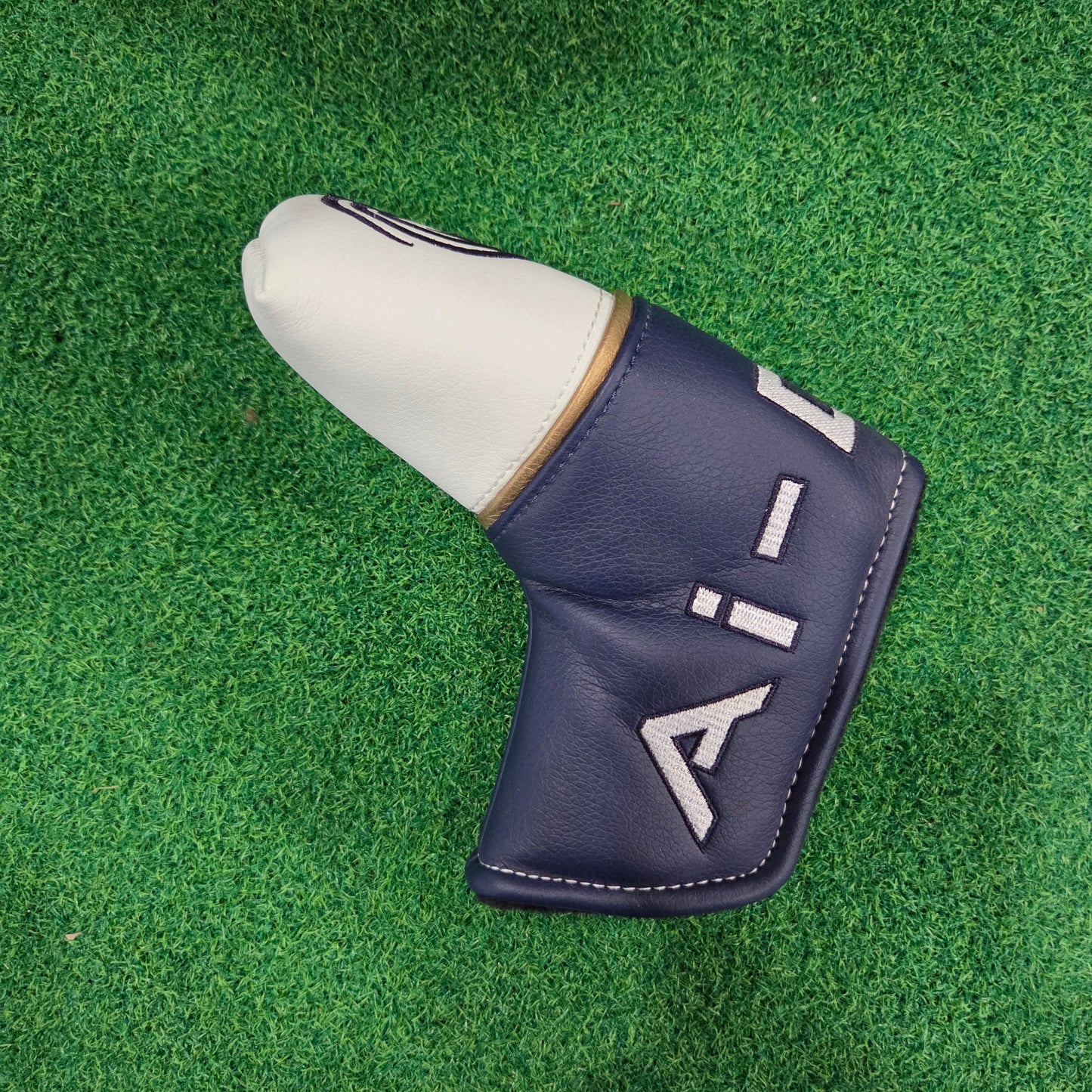 Odyssey Headcover - Ai ONE MILLED Blade (NEW)