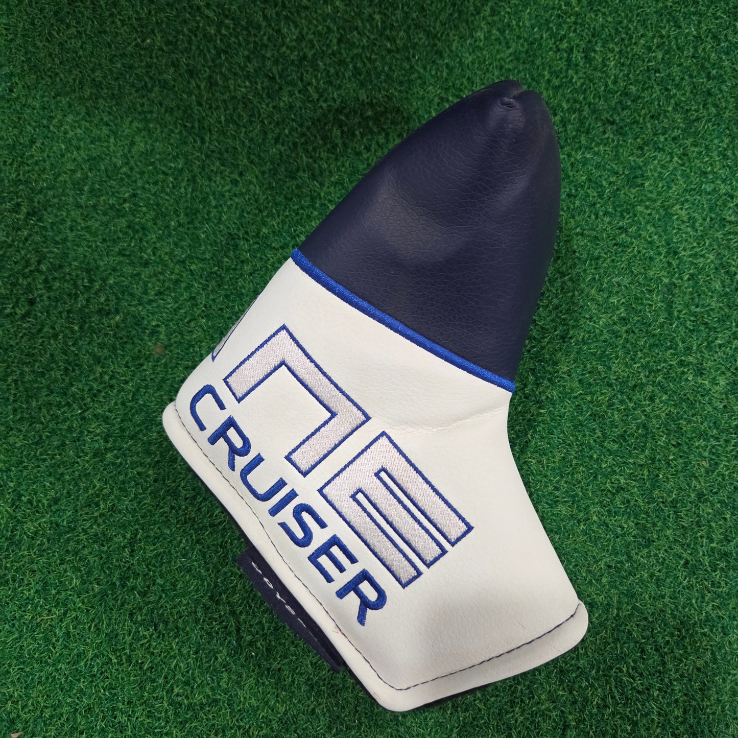 Odyssey Headcover - Ai ONE Cruiser Mid-Mallet (NEW)