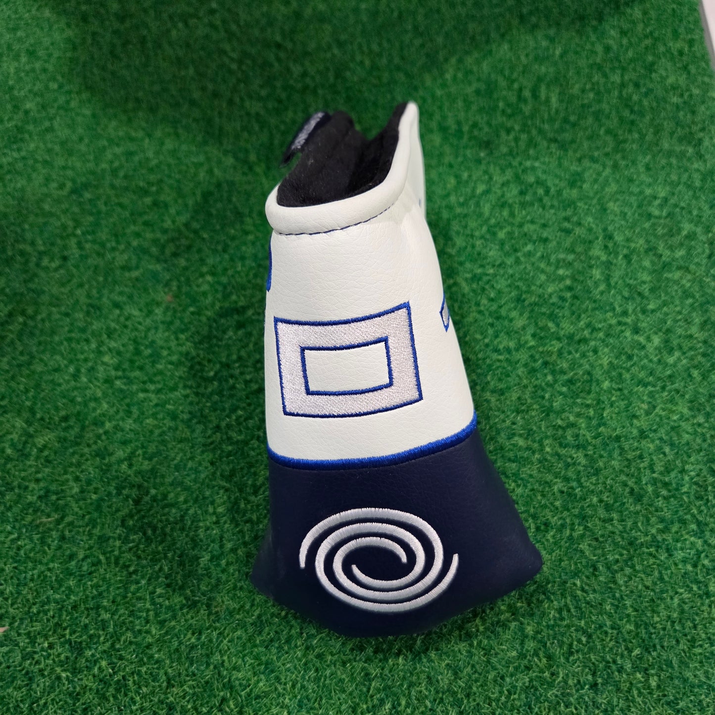 Odyssey Headcover - Ai ONE Cruiser Mid-Mallet (NEW)